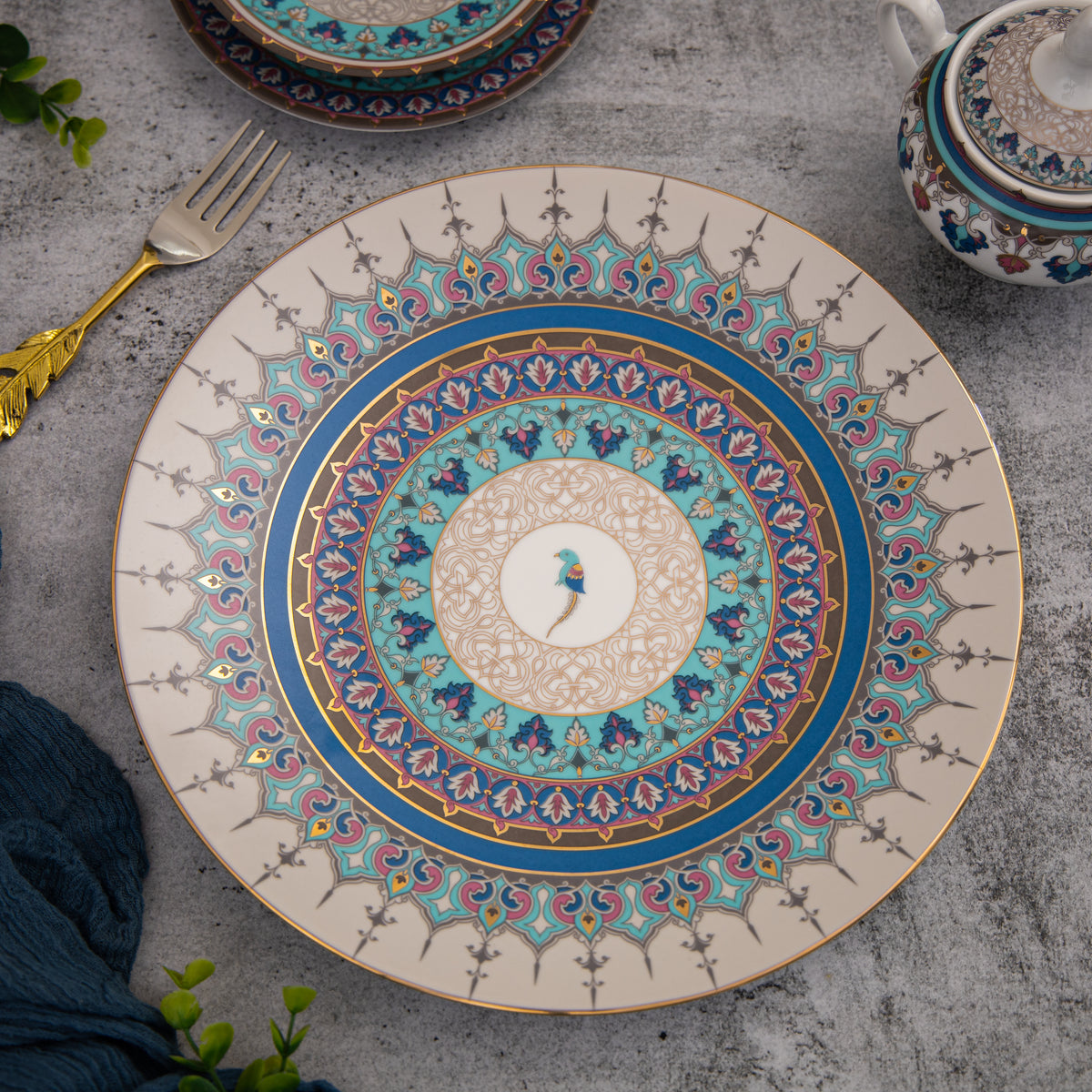 Jamawar Round Platter 12"